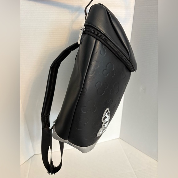 NWT DISNEY skinnydip London steamboat Willie Mickey backpack - Picture 8 of 8